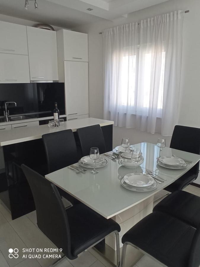 Apartman Emanuela سبليت المظهر الخارجي الصورة